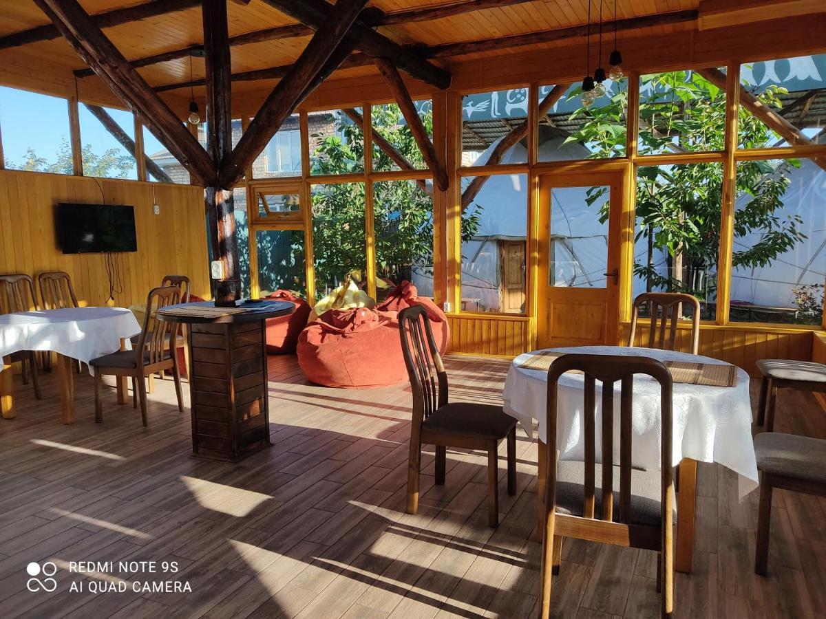 Happy Nomads Yurts & Hostel Каракол Екстериор снимка